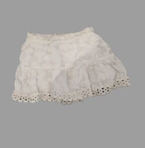 RAHI Crochet Trim Floral White Mini Skirt Sz M